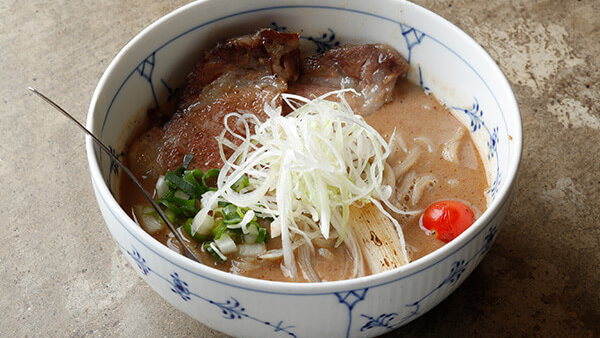 チャーシュー/煮卵/モツ/ねぎま/他季節の蒸し野菜などラーメン屋のすべての調理に置き換わるiCombiPro